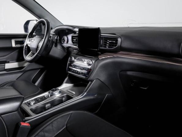 Ford Explorer VI с пробегом 2020 года, цена 3 900 000 рублей, 96634 км, внедорожник, Автокод Объявления