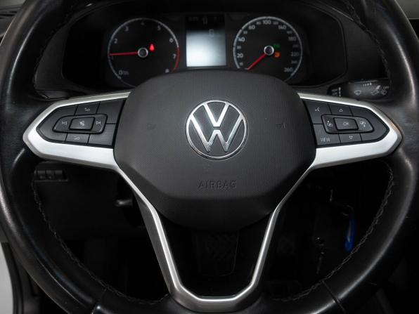Volkswagen Polo VI с пробегом 2022 года, цена 1 638 000 рублей, 79602 км, лифтбек, Автокод Объявления