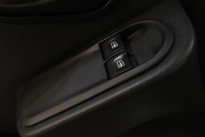 Renault Duster I Рестайлинг с пробегом 2018 года, цена 1 129 000 рублей, 185000 км, внедорожник, Автокод Объявления