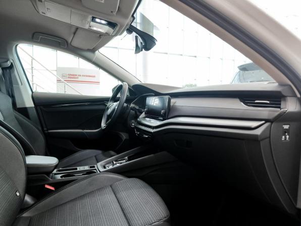Skoda Octavia IV (A8) с пробегом 2021 года, цена 2 650 000 рублей, 57945 км, лифтбек, Автокод Объявления