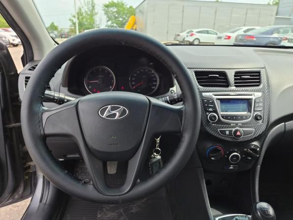 Hyundai Solaris I с пробегом 2012 года, цена 670 000 рублей, 162276 км, седан, Автокод Объявления