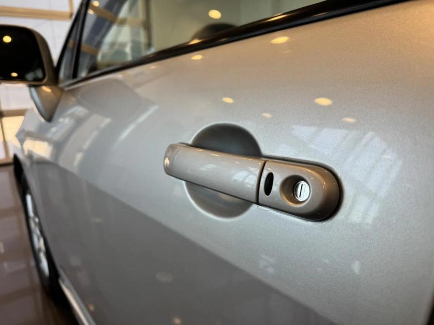 Nissan Tiida I Рестайлинг Подольск  - изображение 19