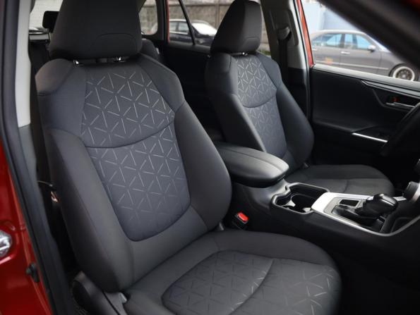 Toyota RAV4 V (XA50) с пробегом 2021 года, цена 3 199 000 рублей, 57629 км, внедорожник, Автокод Объявления