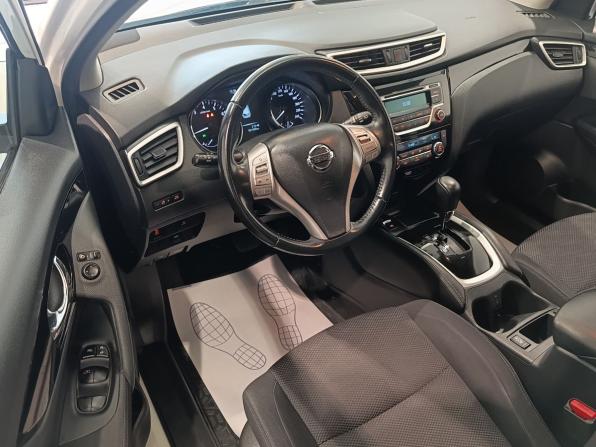 Nissan Qashqai II с пробегом 2017 года, цена 989 000 рублей, 181000 км, внедорожник, Автокод Объявления