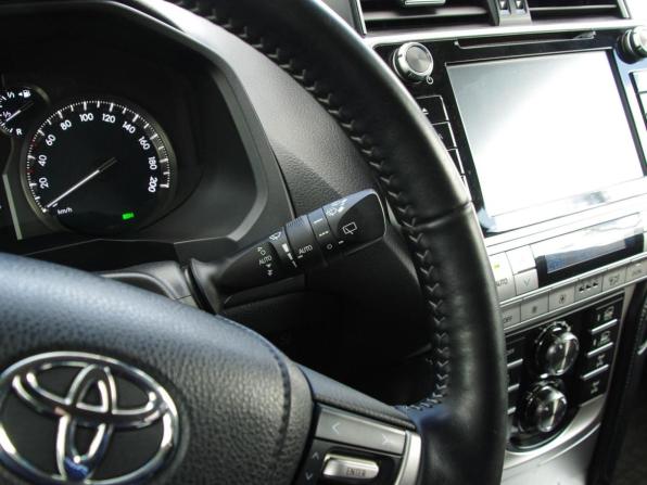 Toyota Land Cruiser Prado 150 Series Рестайлинг 2 с пробегом 2018 года, цена 6 199 000 рублей, 53131 км, внедорожник, Автокод Объявления