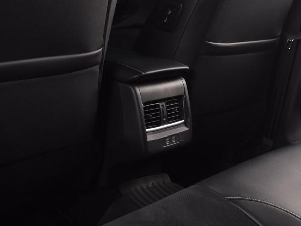 Toyota Camry IX (XV80) China Market с пробегом 2024 года, цена 4 749 995 рублей, 14577 км, седан, Автокод Объявления