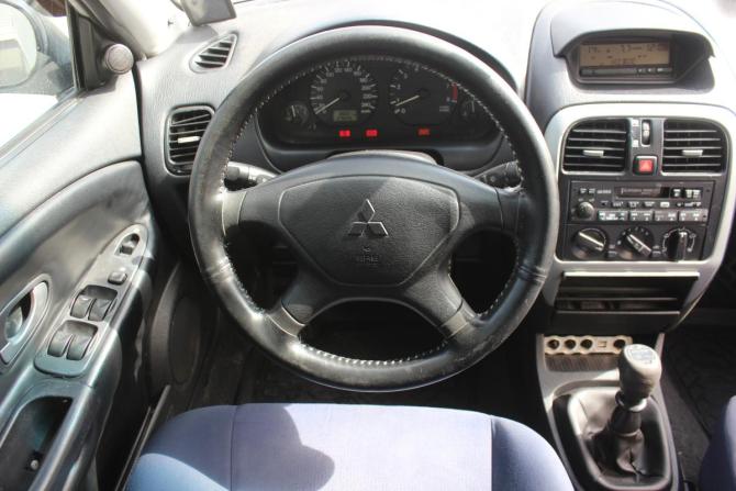 Mitsubishi Carisma I Рестайлинг с пробегом 2002 года, цена 207 000 рублей, 279344 км, хэтчбек, Автокод Объявления