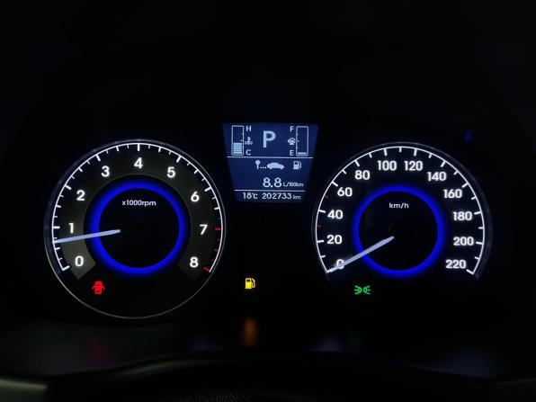 Hyundai Solaris I Рестайлинг с пробегом 2015 года, цена 995 000 рублей, 202731 км, седан, Автокод Объявления