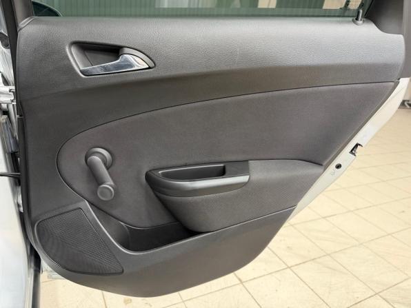 Opel Astra J Рестайлинг с пробегом 2013 года, цена 899 000 рублей, 136560 км, универсал, Автокод Объявления