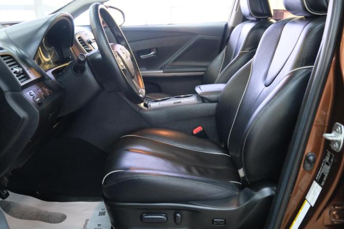 Toyota Venza II с пробегом 2013 года, цена 2 379 000 рублей, 126000 км, внедорожник, Автокод Объявления