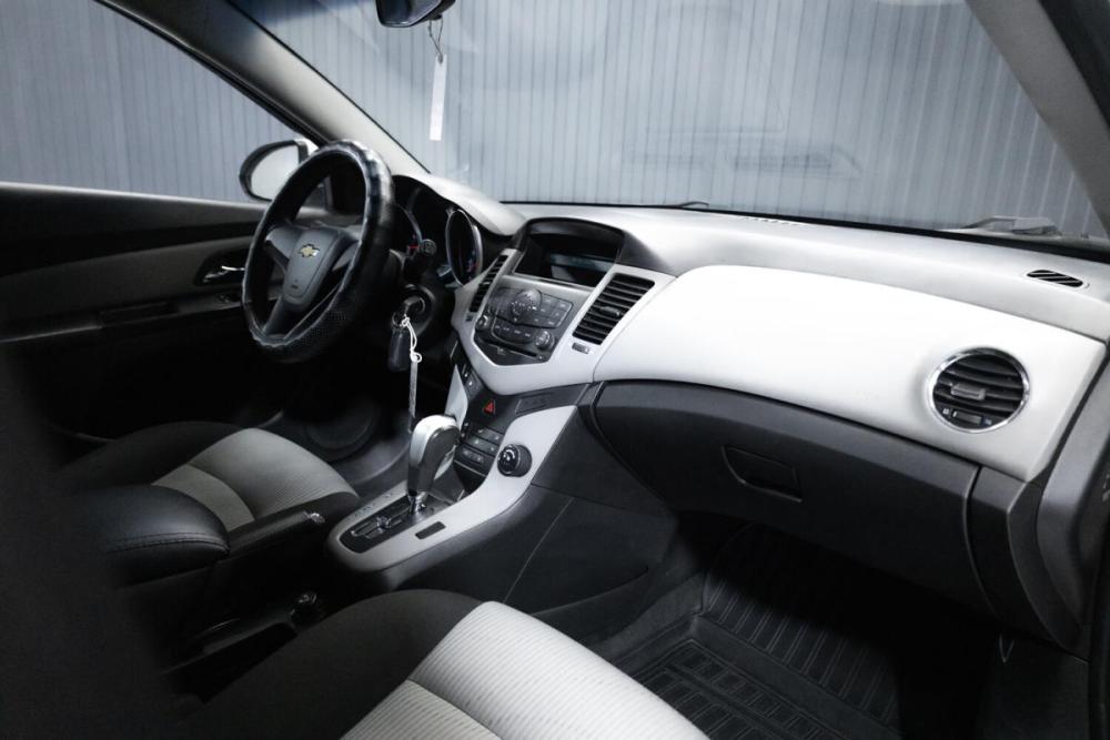 Chevrolet Cruze I Рестайлинг Тюмень  - изображение 18
