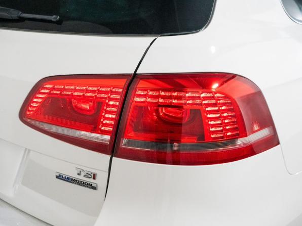 Volkswagen Passat B7 с пробегом 2013 года, цена 1 350 000 рублей, 99030 км, универсал, Автокод Объявления
