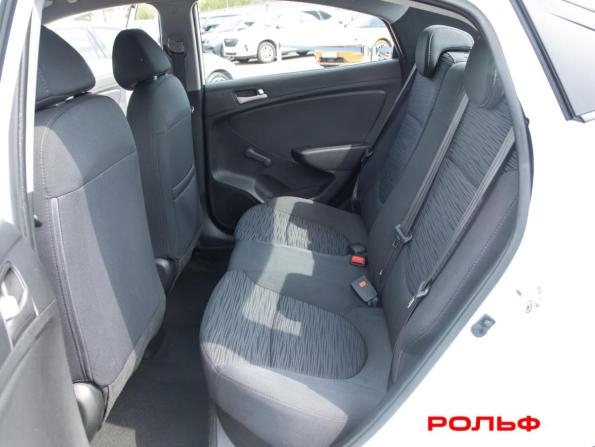 Hyundai Solaris I Рестайлинг с пробегом 2015 года, цена 1 078 000 рублей, 105276 км, седан, Автокод Объявления
