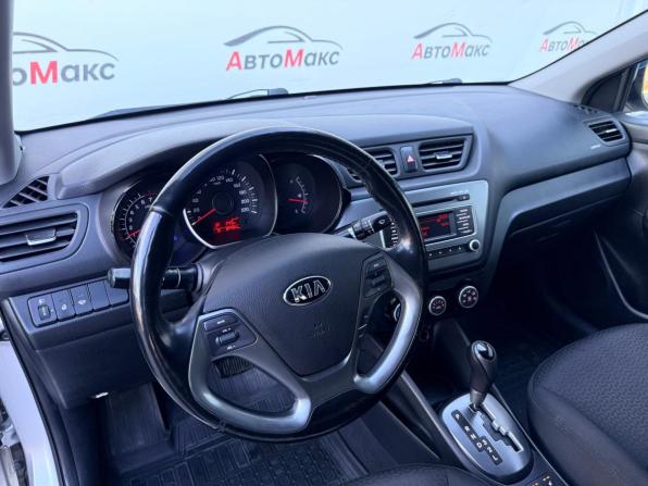 Kia Rio III Рестайлинг с пробегом 2016 года, цена 1 060 000 рублей, 67743 км, седан, Автокод Объявления