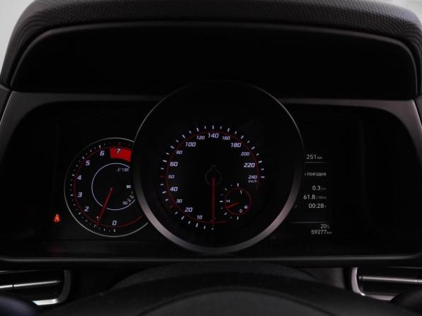 Hyundai Elantra VII (CN7) с пробегом 2022 года, цена 1 999 000 рублей, 59277 км, седан, Автокод Объявления