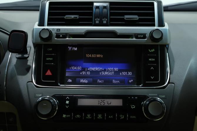 Toyota Land Cruiser Prado 150 Series Рестайлинг 1 с пробегом 2014 года, цена 4 288 000 рублей, 122761 км, внедорожник, Автокод Объявления