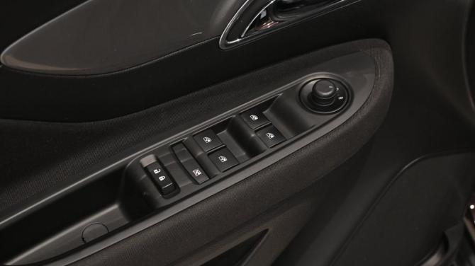 Opel Mokka I с пробегом 2013 года, цена 1 045 000 рублей, 169909 км, внедорожник, Автокод Объявления