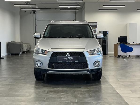 Mitsubishi Outlander II Рестайлинг с пробегом 2010 года, цена 1 067 000 рублей, 167449 км, внедорожник, Автокод Объявления