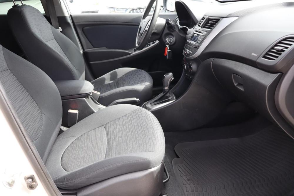 Hyundai Solaris I Рестайлинг Санкт-Петербург  - изображение 10