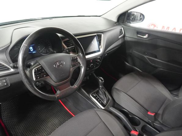 Hyundai Solaris II с пробегом 2018 года, цена 1 151 000 рублей, 165853 км, седан, Автокод Объявления