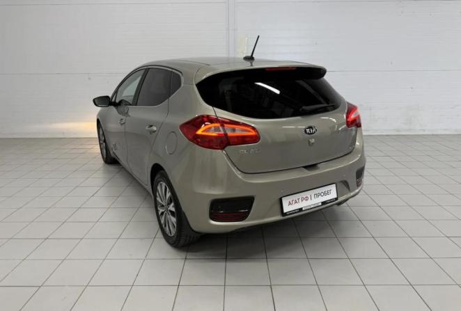 Kia Ceed II Рестайлинг с пробегом 2016 года, цена 1 285 000 рублей, 138884 км, хэтчбек, Автокод Объявления