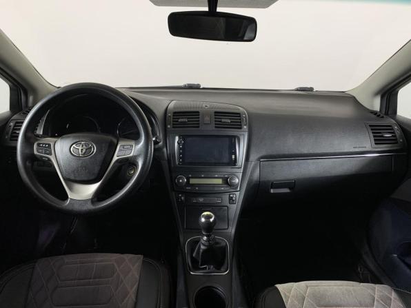 Toyota Avensis III Рестайлинг с пробегом 2011 года, цена 764 000 рублей, 329228 км, седан, Автокод Объявления