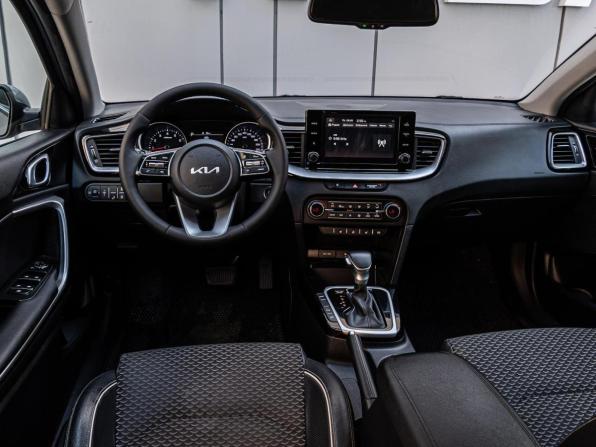Kia Ceed III Рестайлинг с пробегом 2022 года, цена 2 220 000 рублей, 85949 км, универсал, Автокод Объявления