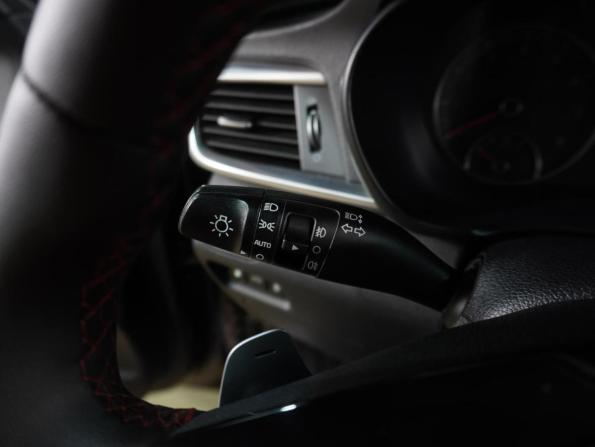 Kia Optima IV Рестайлинг с пробегом 2018 года, цена 1 999 000 рублей, 128704 км, седан, Автокод Объявления