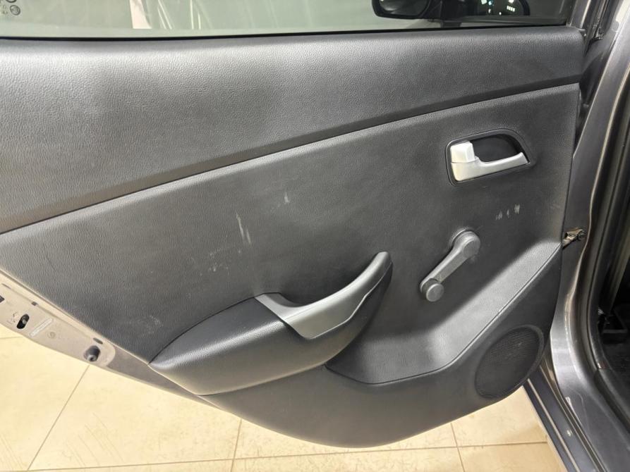 Kia Rio III Альметьевск  - изображение 17