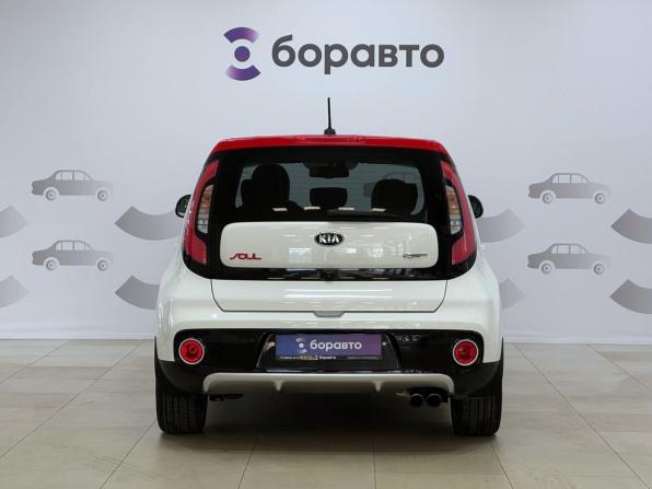 Kia Soul II Рестайлинг с пробегом 2016 года, цена 1 479 000 рублей, 183262 км, хэтчбек, Автокод Объявления