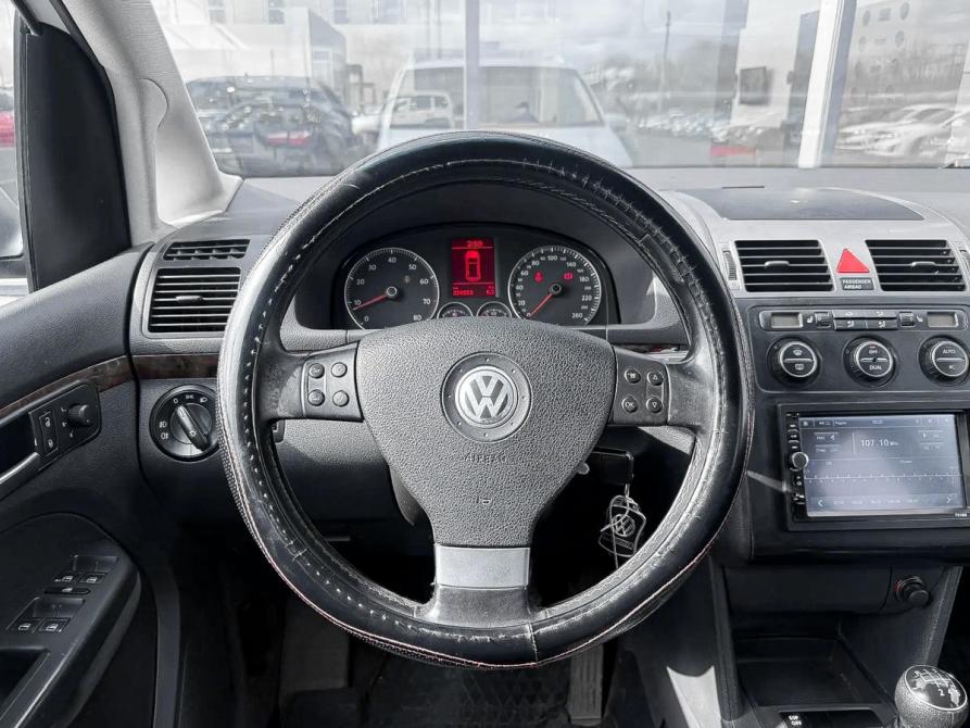 Volkswagen Touran I Рестайлинг Курган  - изображение 13