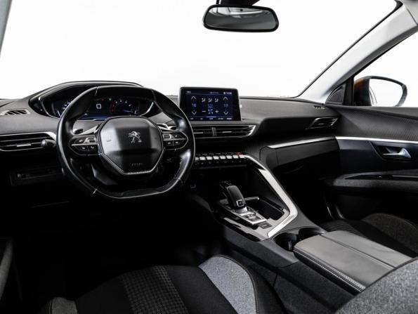 Peugeot 3008 II с пробегом 2017 года, цена 1 599 000 рублей, 112806 км, внедорожник, Автокод Объявления