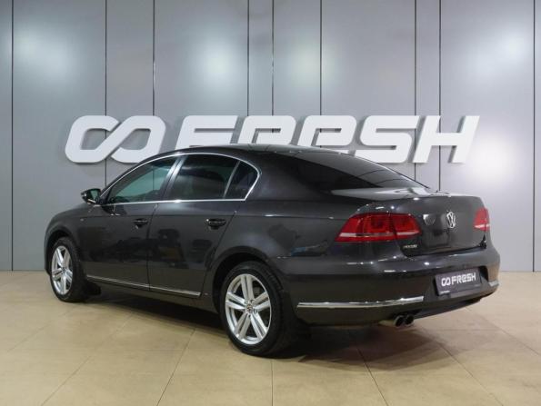 Volkswagen Passat B7 с пробегом 2011 года, цена 1 169 000 рублей, 181470 км, универсал, Автокод Объявления