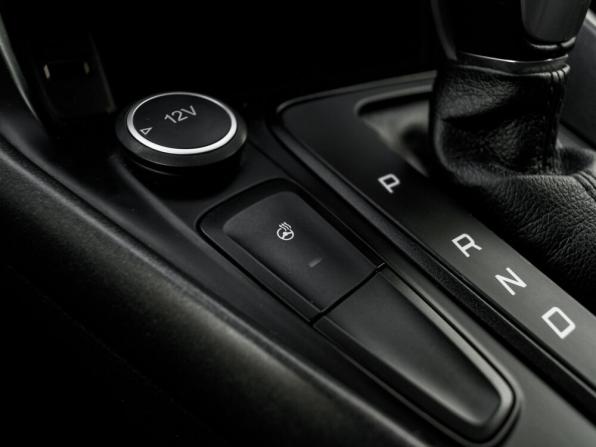 Ford Focus III Рестайлинг с пробегом 2016 года, цена 925 000 рублей, 94930 км, хэтчбек, Автокод Объявления