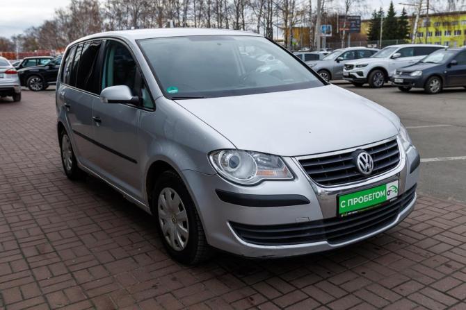 Volkswagen Touran I Рестайлинг с пробегом 2008 года, цена 613 000 рублей, 206067 км, минивэн, Автокод Объявления