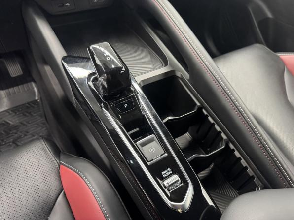 Geely Coolray I Рестайлинг с пробегом 2024 года, цена 2 250 000 рублей, 32384 км, внедорожник, Автокод Объявления