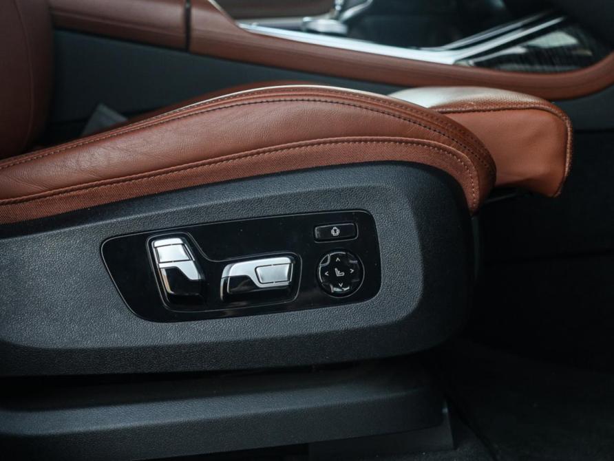 BMW X7 I (G07) Москва  - изображение 10