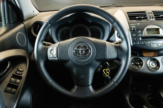 Toyota RAV4 III (XA30) с пробегом 2007 года, цена 1 299 000 рублей, 102478 км, внедорожник, Автокод Объявления