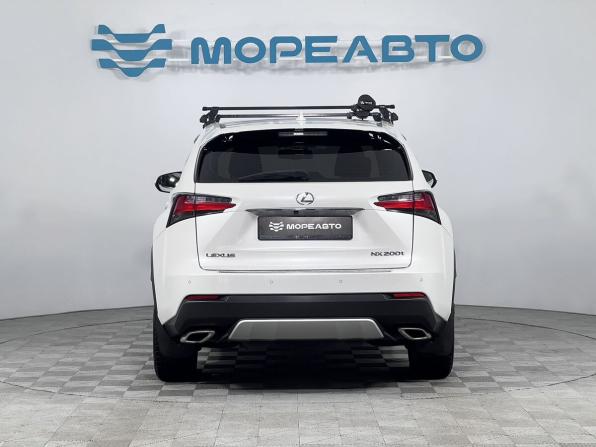 Lexus NX I с пробегом 2015 года, цена 2 490 000 рублей, 180000 км, внедорожник, Автокод Объявления