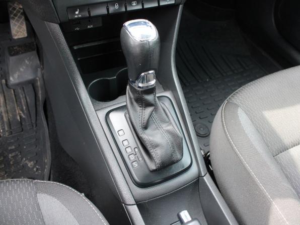 Skoda Rapid I с пробегом 2014 года, цена 669 000 рублей, 242458 км, лифтбек, Автокод Объявления