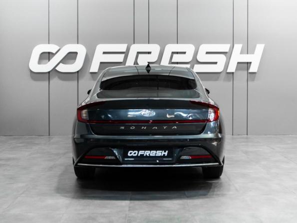 Hyundai Sonata VIII (DN8) с пробегом 2021 года, цена 2 429 000 рублей, 71601 км, седан, Автокод Объявления