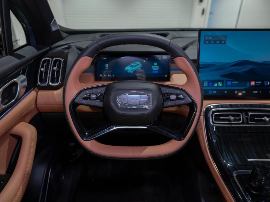 Geely Atlas II Москва  - изображение 11