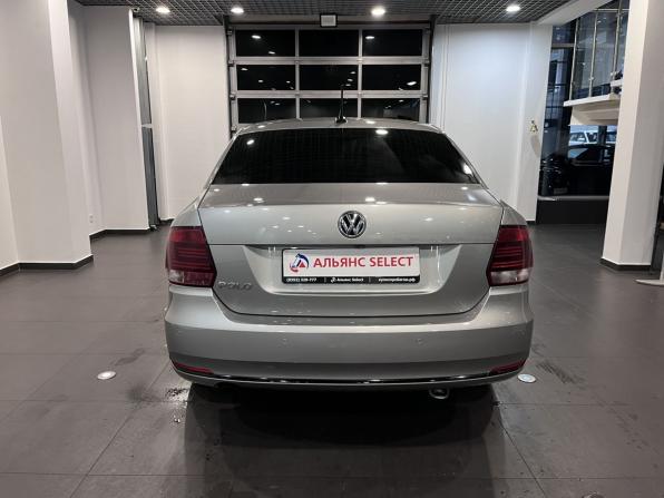 Volkswagen Polo V Рестайлинг с пробегом 2019 года, цена 1 394 000 рублей, 140790 км, седан, Автокод Объявления