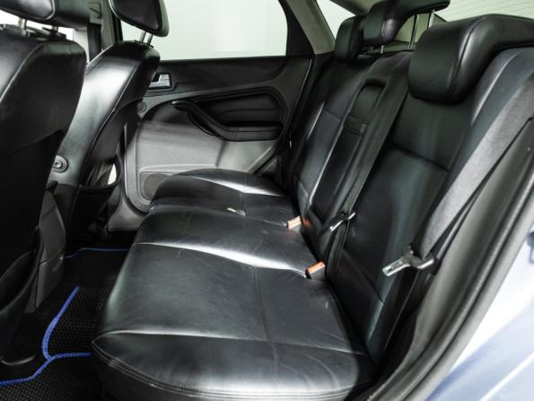 Ford Focus II с пробегом 2006 года, цена 437 900 рублей, 266300 км, седан, Автокод Объявления