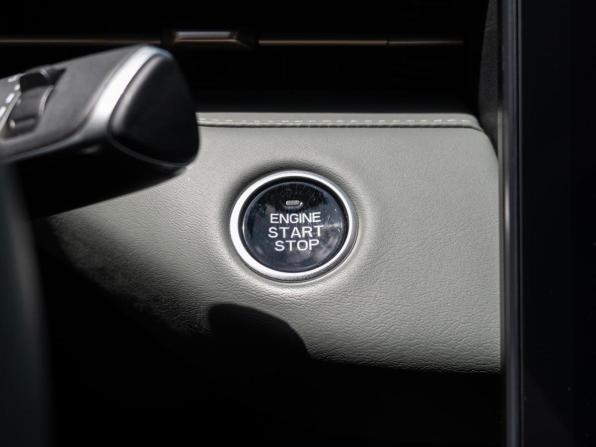 Changan Lamore с пробегом 2023 года, цена 2 320 000 рублей, 33302 км, седан, Автокод Объявления