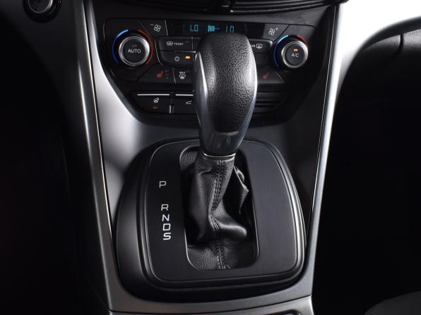 Ford Kuga II Рестайлинг с пробегом 2018 года, цена 1 655 999 рублей, 131860 км, внедорожник, Автокод Объявления