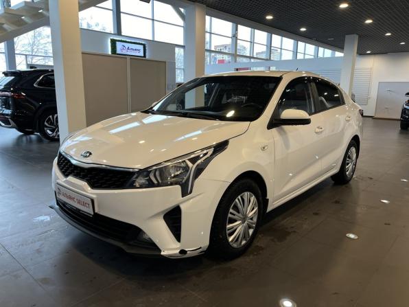 Kia Rio IV Рестайлинг с пробегом 2021 года, цена 1 479 000 рублей, 124853 км, седан, Автокод Объявления