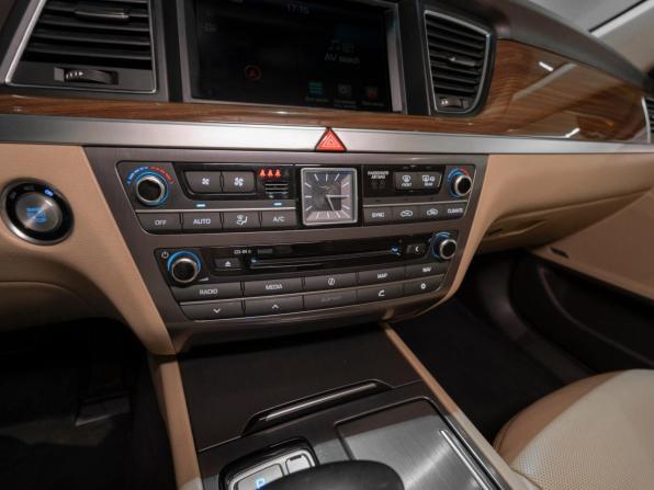 Genesis G80 I с пробегом 2019 года, цена 1 545 000 рублей, 229190 км, седан, Автокод Объявления