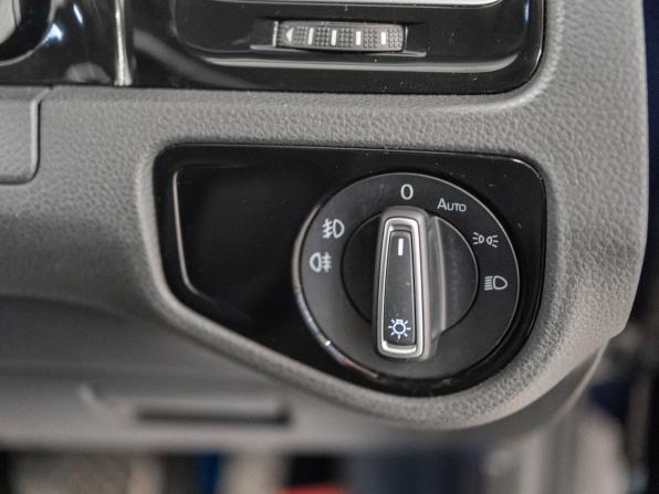Volkswagen Golf VII с пробегом 2015 года, цена 1 300 000 рублей, 68411 км, хэтчбек, Автокод Объявления