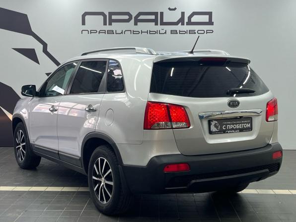 Kia Sorento II с пробегом 2012 года, цена 1 499 900 рублей, 243380 км, внедорожник, Автокод Объявления